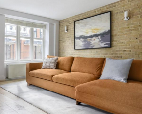 Unique 2BR Flat